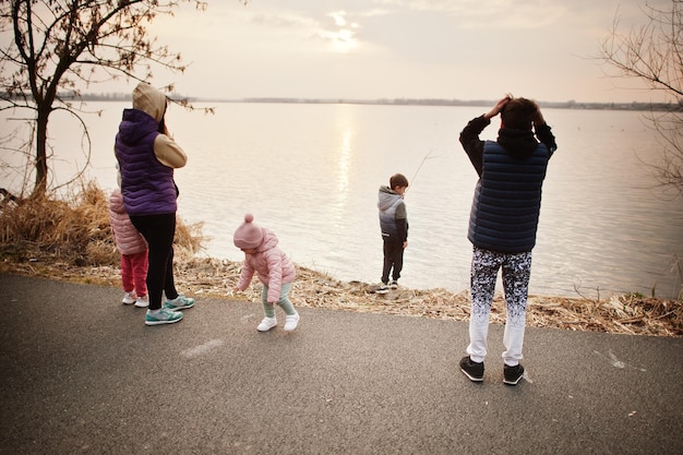 Jemandem Aus Dem Weg Gehen – Warum Menschen Konflikten ausweichen und wie man damit umgeht.